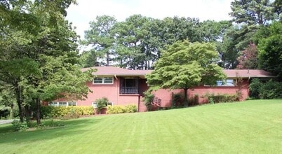 Building Photo - 3872 Orchard Rd SE
