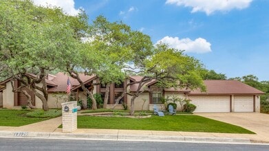 Building Photo - 13128 Hunters Ledge