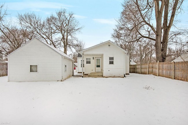 Foto del edificio - 2 br, 1 bath House - 320 Ruth St