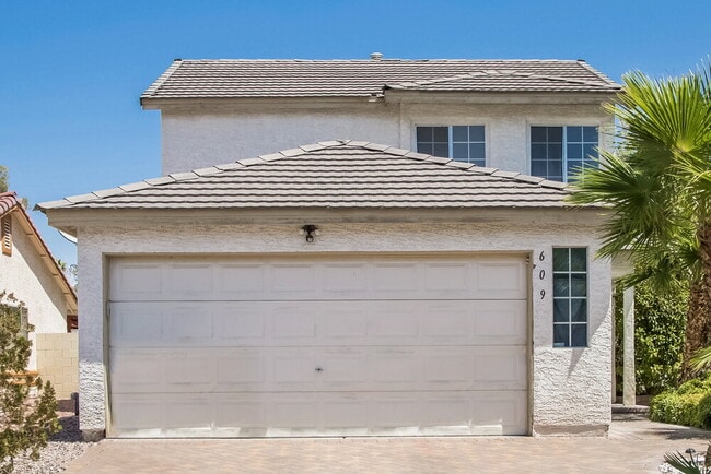 Building Photo - 609 Carleton Dr