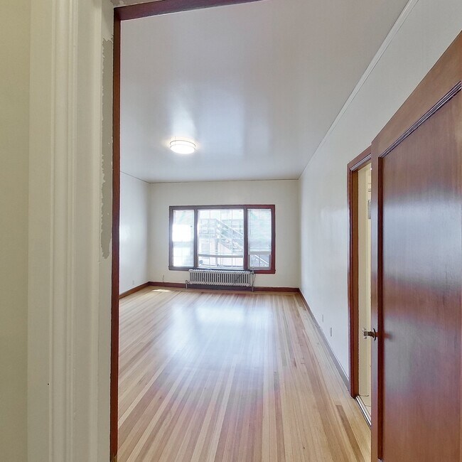 Building Photo - 2644 Dwight Way