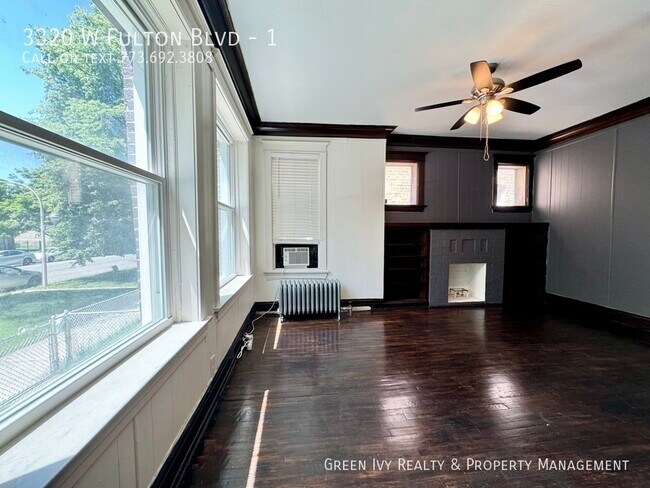 Building Photo - Vintage 3 bed 1 bath on Fulton Blvd. Large...