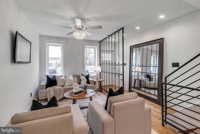 Building Photo - 2571 Trenton Ave
