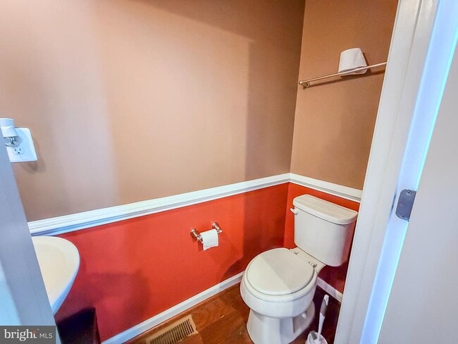 Building Photo - 9445 Virginia Jane Way