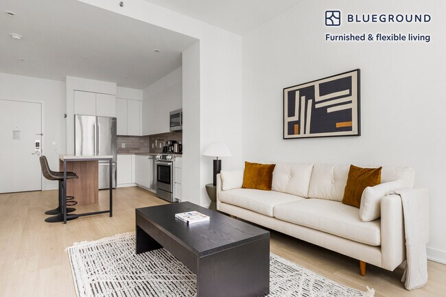 Building Photo - 160 Front St