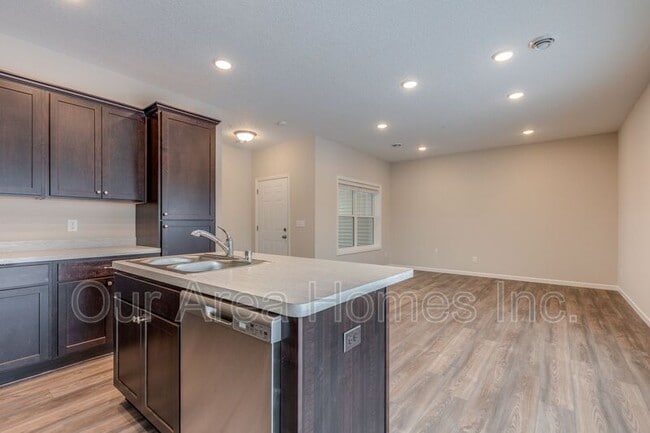 Foto del edificio - 6773 Gingham Ct