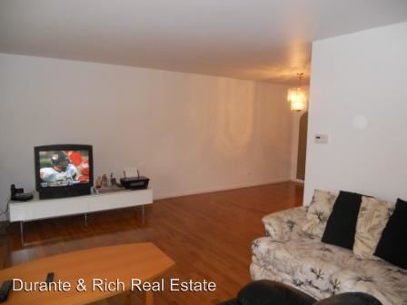 Foto del edificio - 2N238 Highland Ave