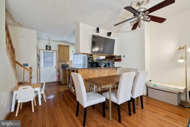 Foto del edificio - 7248 Stover Dr