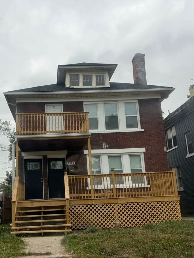 Primary Photo - 3268 Clairmount Ave