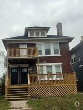 Building Photo - 3268 Clairmount Ave