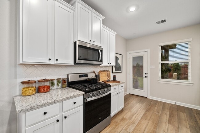 Building Photo - 3025 Myrtle Sunset Dr