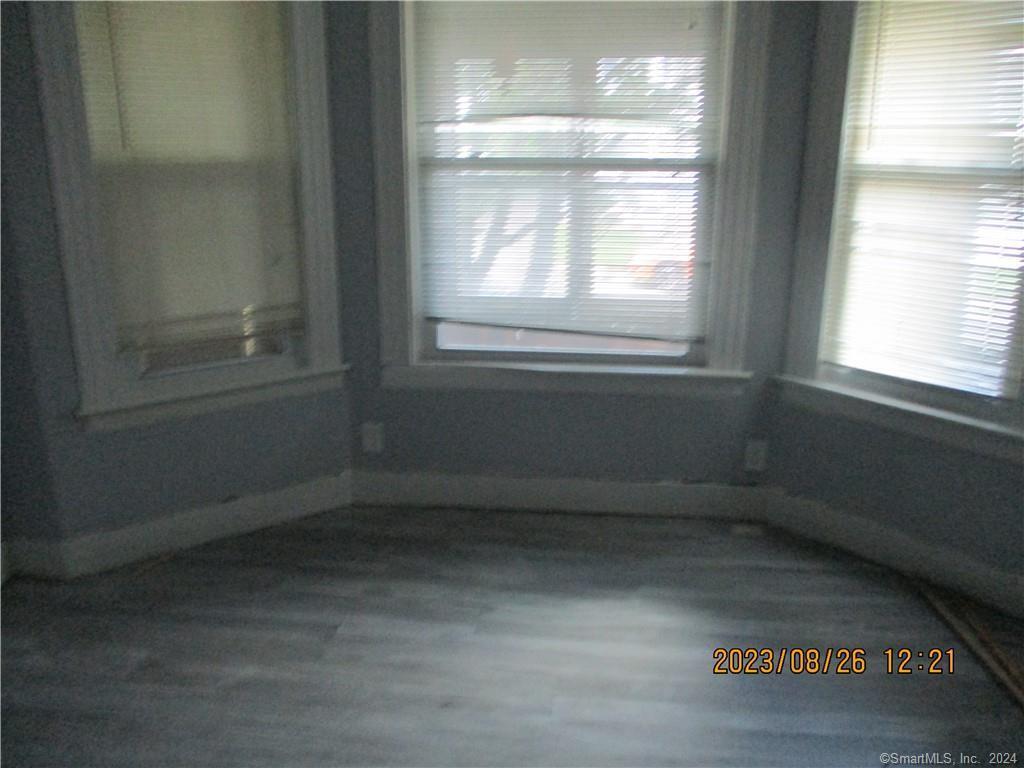 603 Washington Ave Unit 2nd, Waterbury, CT 06708 Room for Rent in