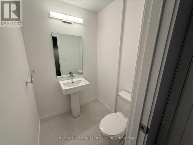 Photo du bâtiment - 117 Marydale Ave