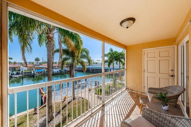 Foto del edificio - 2687 Woodette Dr