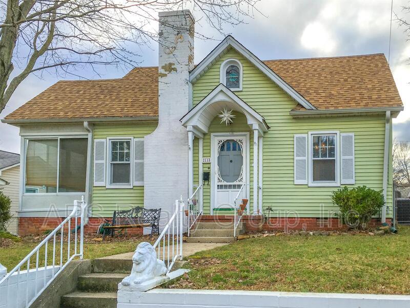 Primary Photo - 2118 S Broad St