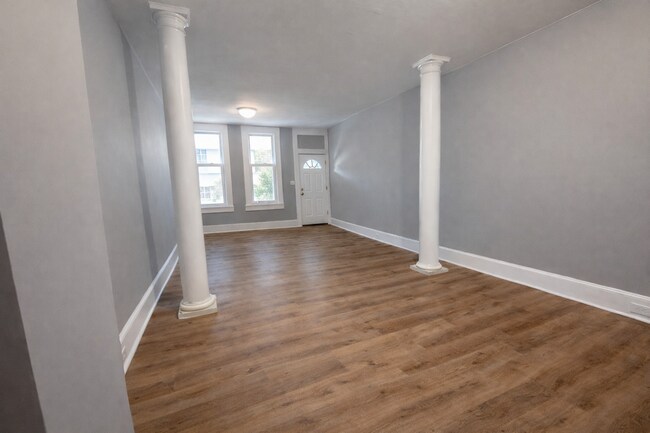 Foto del edificio - 3 Bedroom Home Across from Clifton Park | Central AC | Washer & Dryer