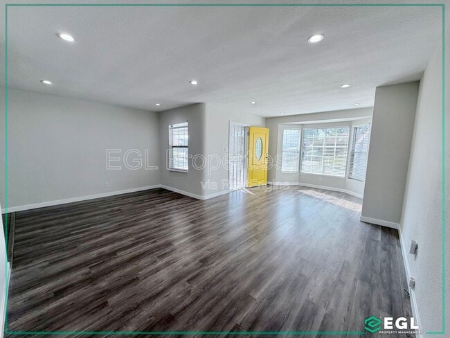 Foto del edificio - 13226 Stanford Ave