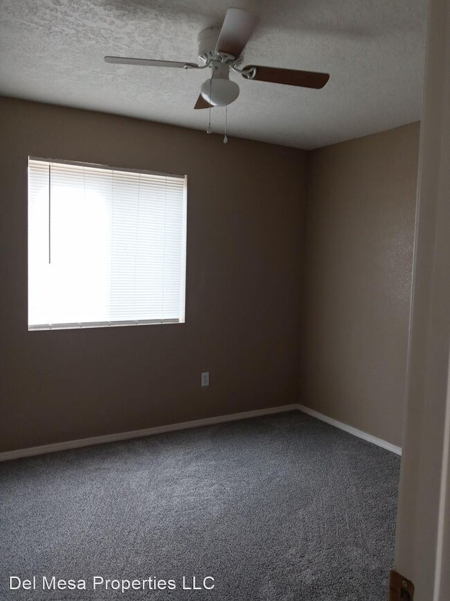 Building Photo - 2 br, 1.5 bath House - 317 Geraldine Loop ...
