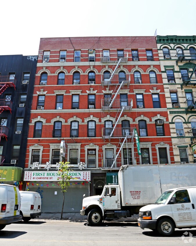 83-81 Chrystie Street - 83-81 Chrystie St