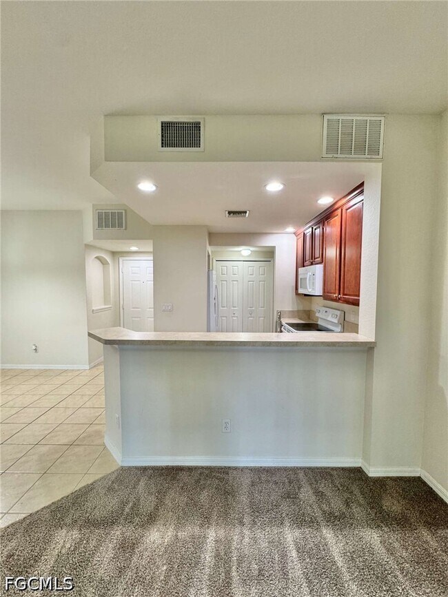 Foto del edificio - 4263 Liron Ave