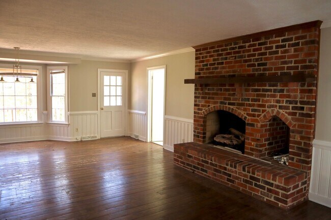 Foto del edificio - 3609 Nuttree Woods Dr