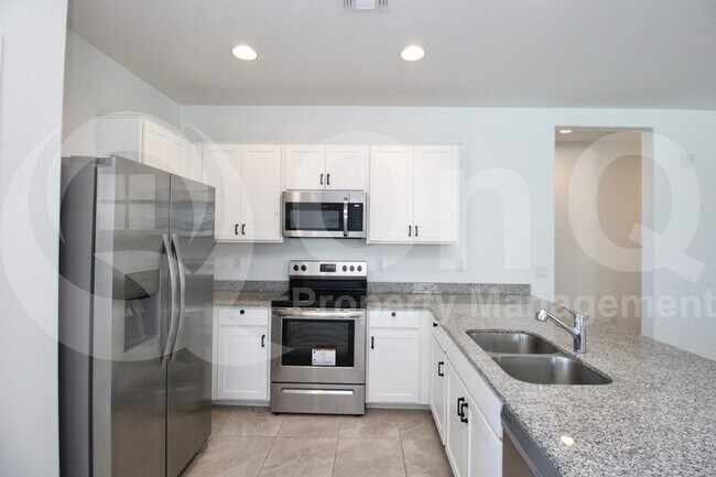 Building Photo - 12272 E Wallflower Ln
