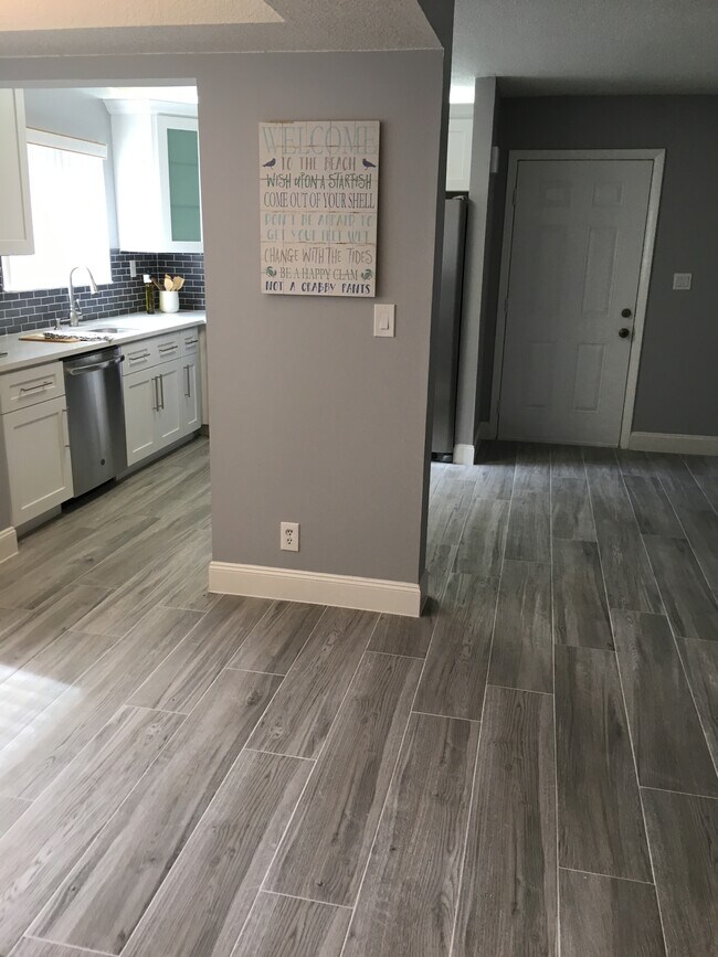 15108 Ashland Dr Unit f204, Delray Beach, FL 33484 Condo for Rent in