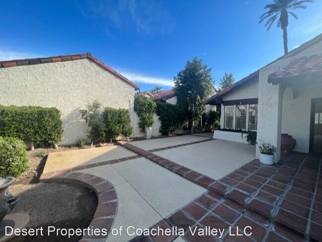 Foto del edificio - 3 br, 3 bath House - 62 Calle Solano