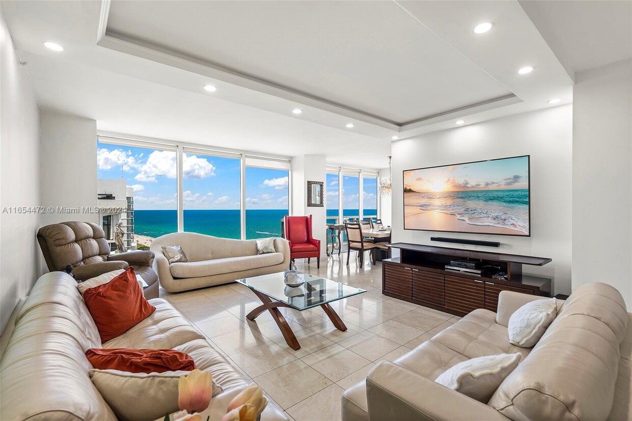 Foto principal - 4779 Collins Ave