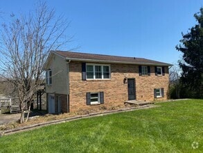 Building Photo - 1045 Choctaw Dr
