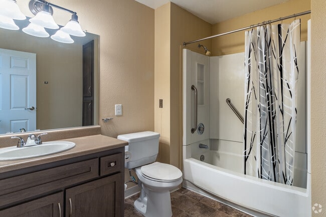 2BR, 2BA - 960SF - Gold Country Senior Living