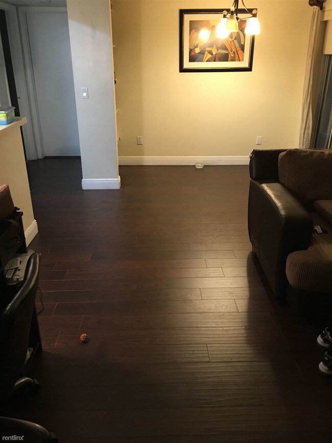 Foto del edificio - 1261 SW 46th Ave