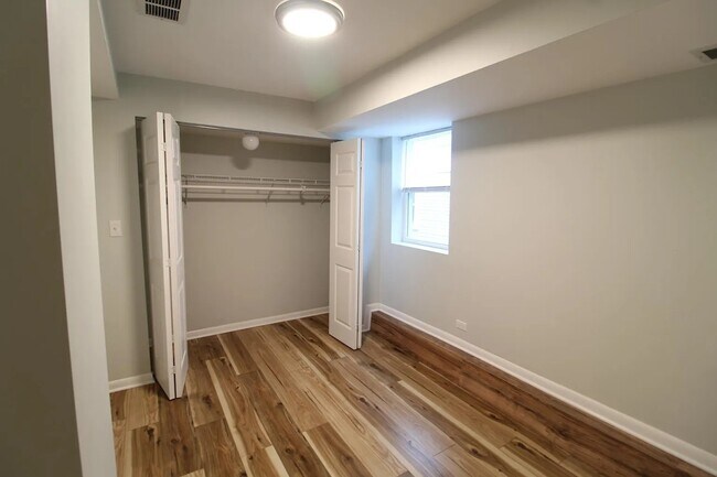 Foto del edificio - 2731 W St Georges Ct