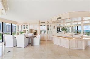 Building Photo - East Country Club Drive, Aventura, FL 3318...
