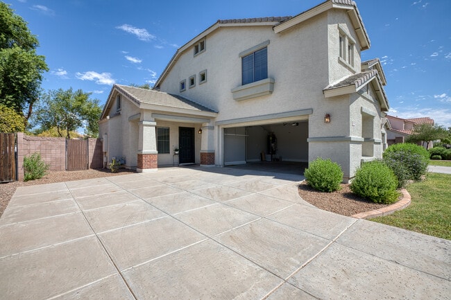 Building Photo - 3799 S Laurel Way