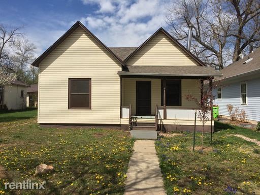 Primary Photo - 121 N Whitcomb St