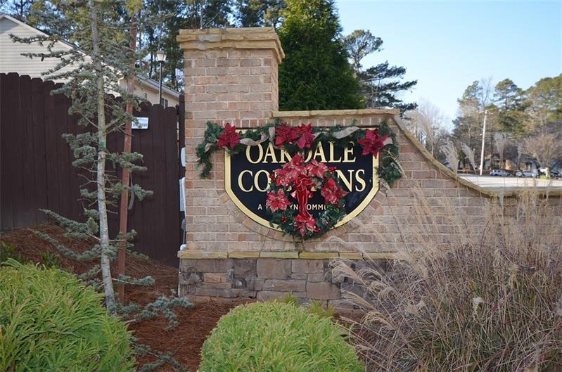 Primary Photo - 944 Spicy Oak Dr