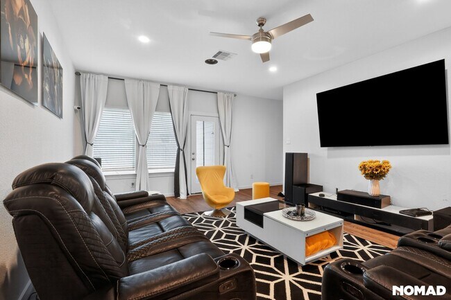 Foto del edificio - 3013 Maughan Hts Trl