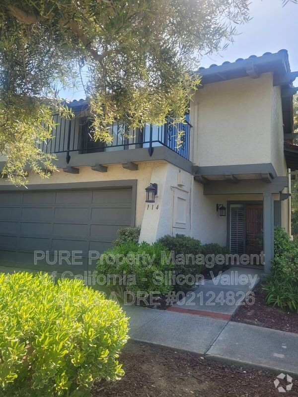 Building Photo - 114 Casa Grande