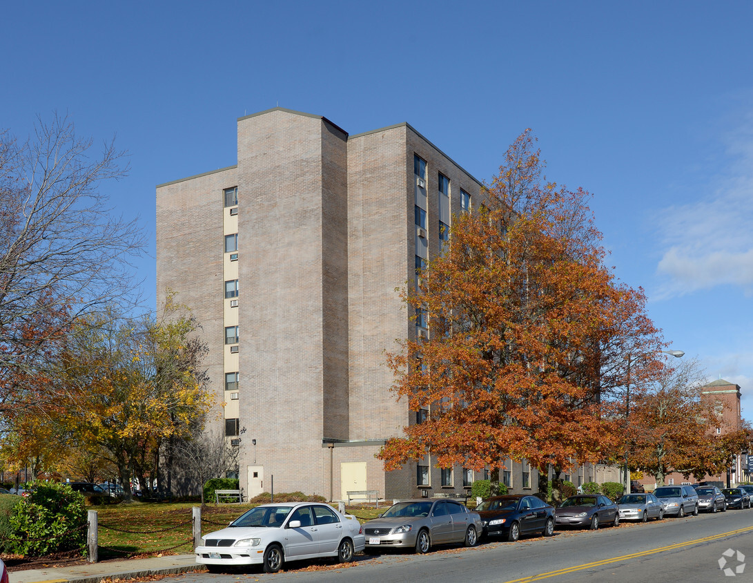 Primary Photo - Bedford Towers