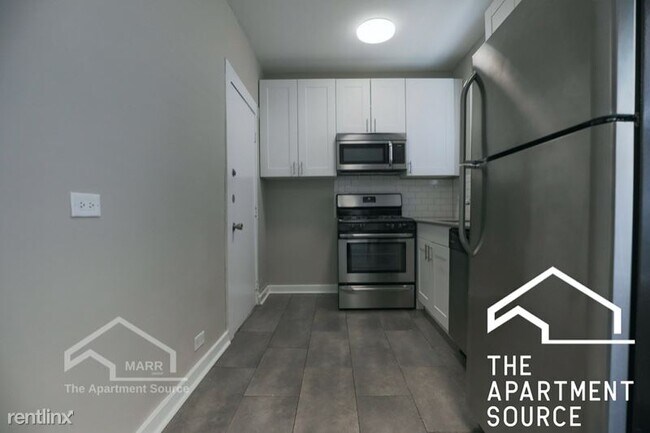 Foto del edificio - 3428 N Elaine Pl
