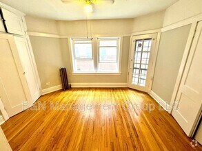 Building Photo - 1055 W Dakin St