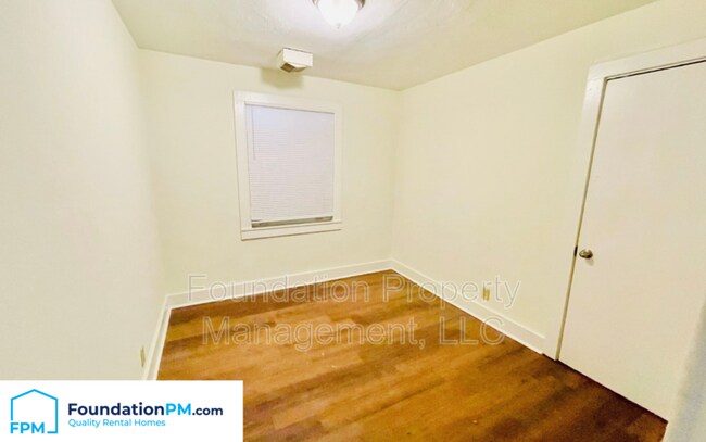 Building Photo - 75 E Peebles Rd