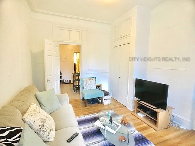 Foto del edificio - 227 E 28th St