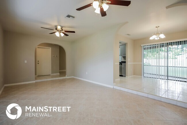 Foto del edificio - 627 SE 19th Ln