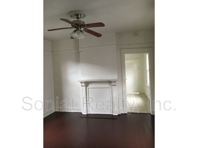 Building Photo - 3215 Lafitte Ave