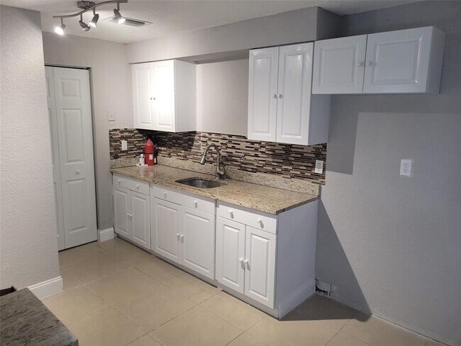Foto del edificio - 2910 NW 20th St