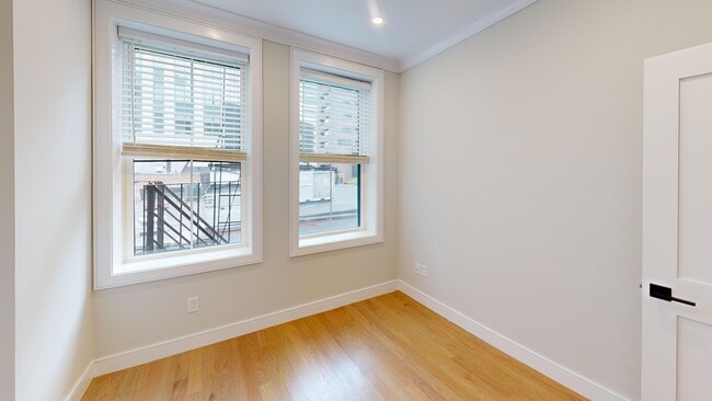 Building Photo - 230 Tremont St
