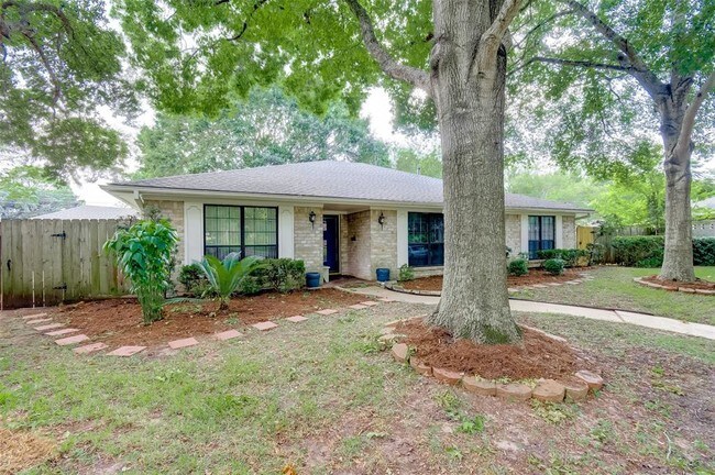 Building Photo - 8127 Braes Meadow Dr