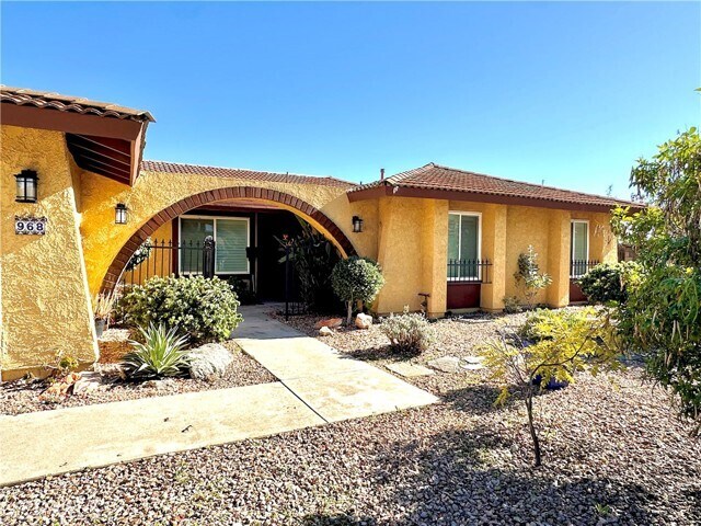 Building Photo - 968 Englewild Dr